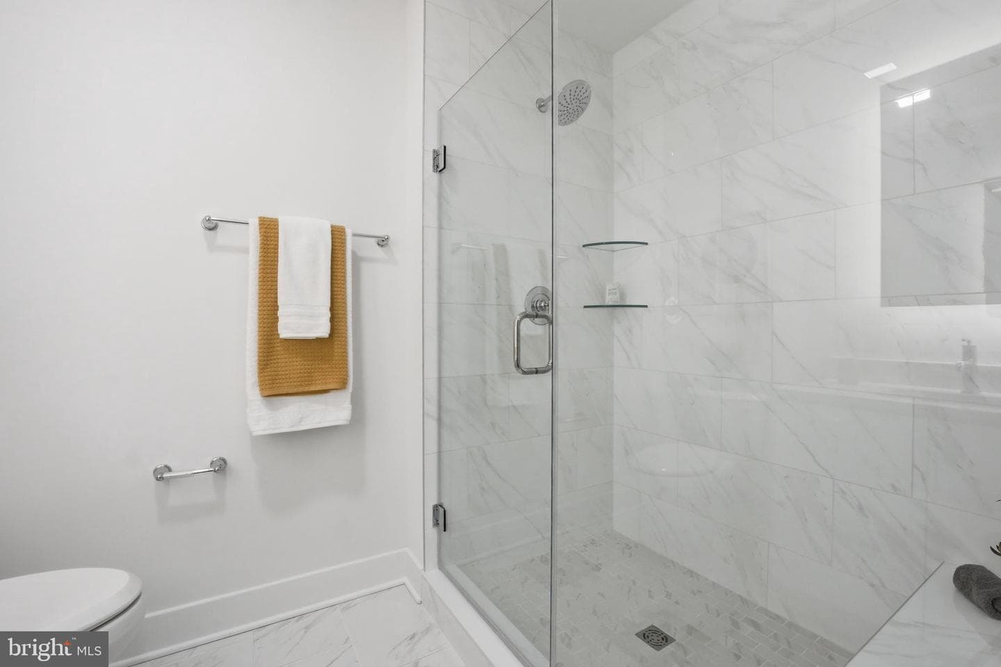 701 N Henry Street #312 photo 16