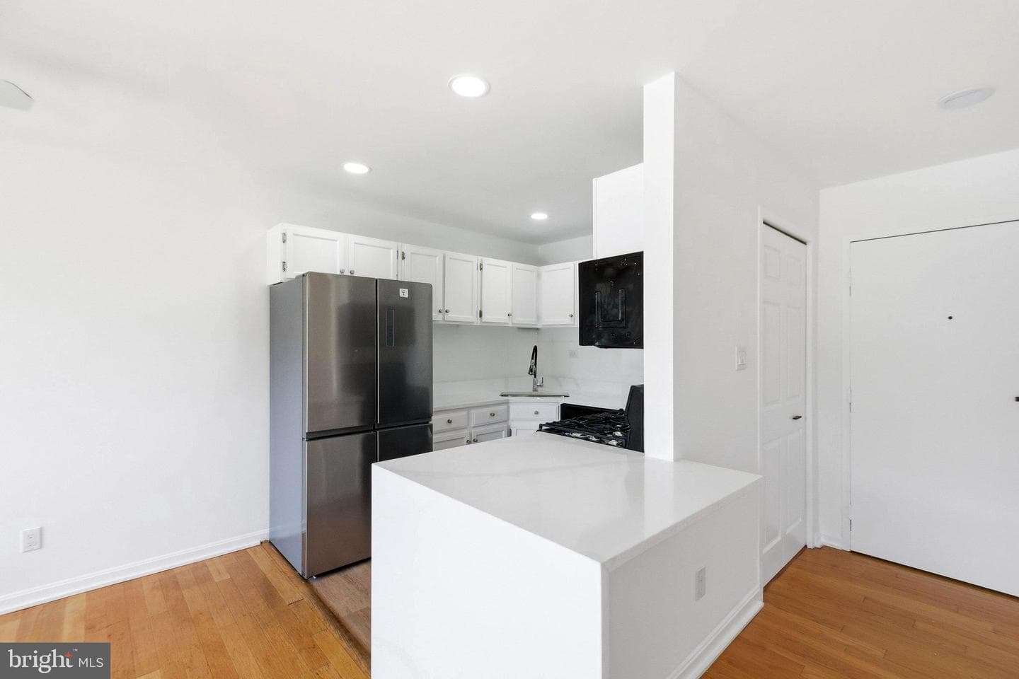 431 N Armistead St # 307 photo 10