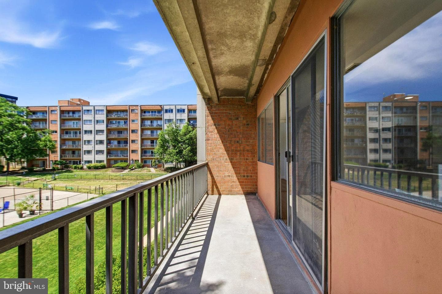 431 N Armistead St # 307 photo 18