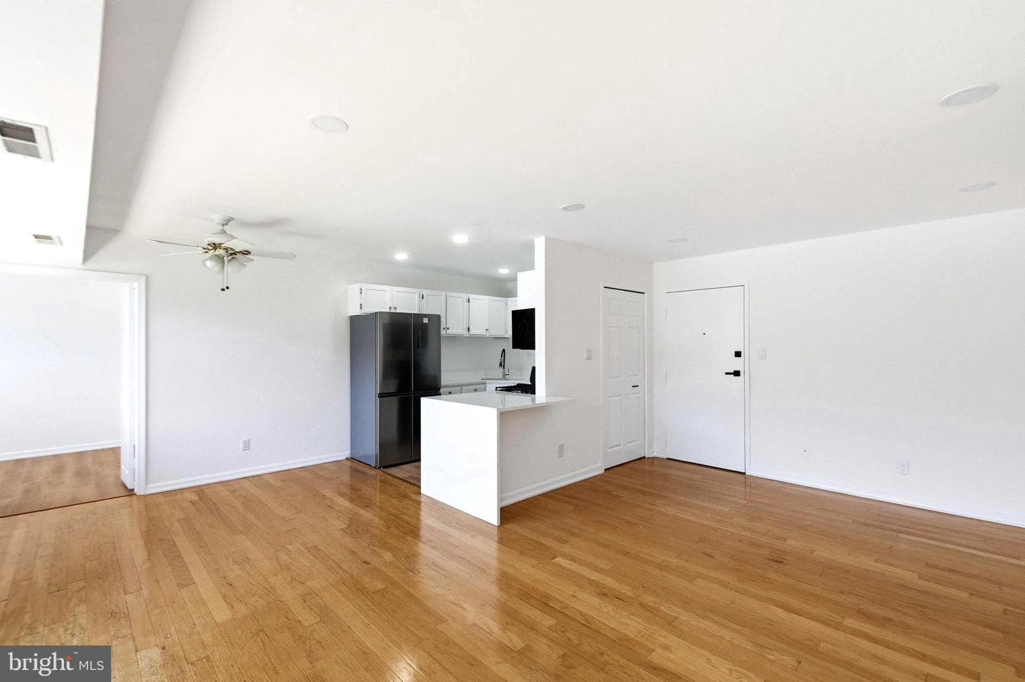 431 N Armistead St # 307 photo 7