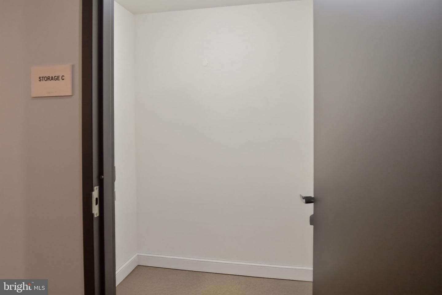1023 N Royal Street #116 photo 39