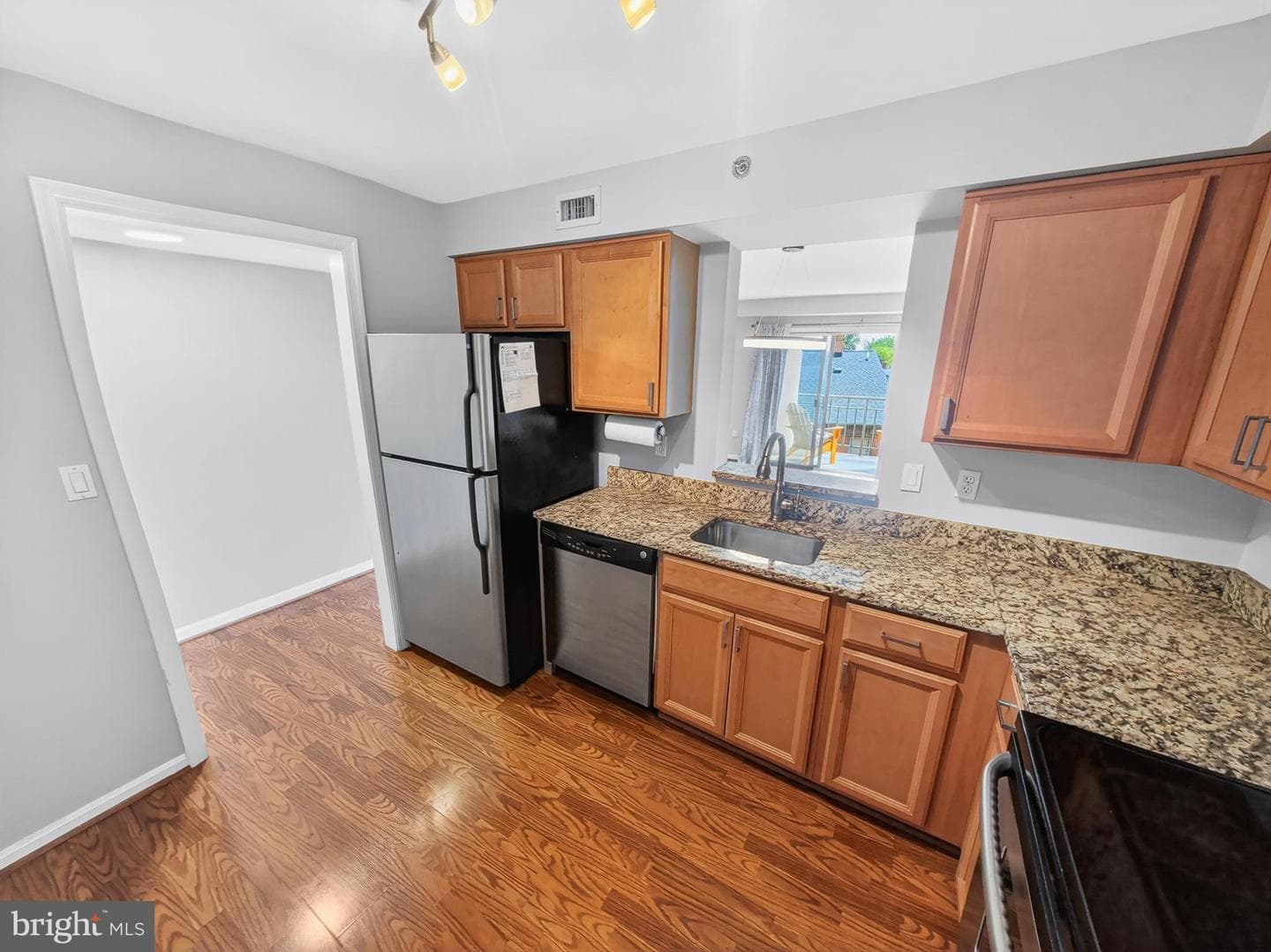 610 N West Street #407 photo 9