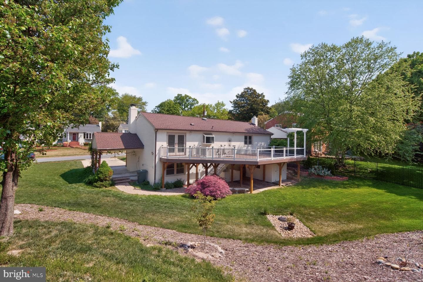 4320 Loyola Avenue photo 37
