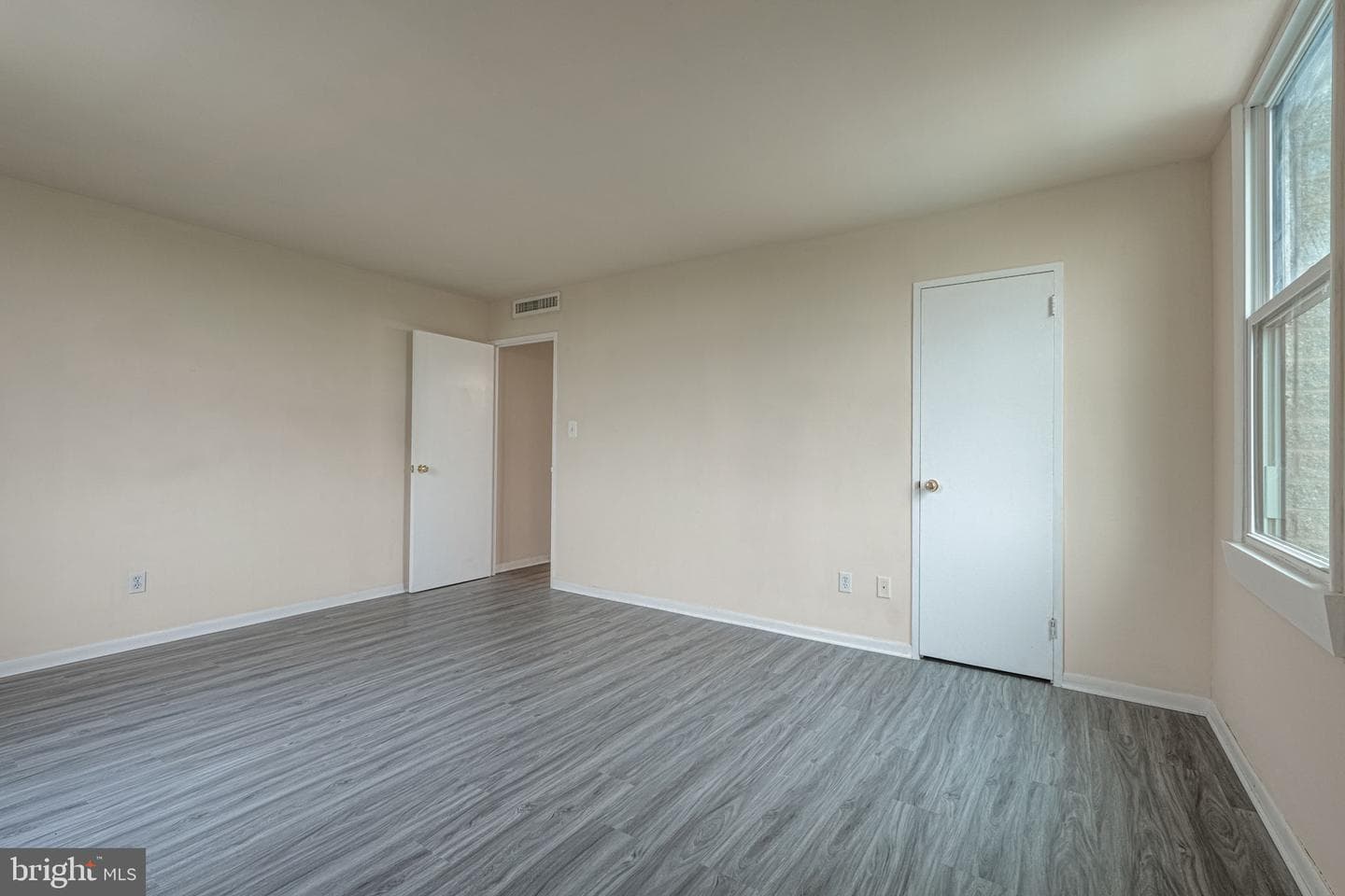 4600 Duke Street #1009 photo 21
