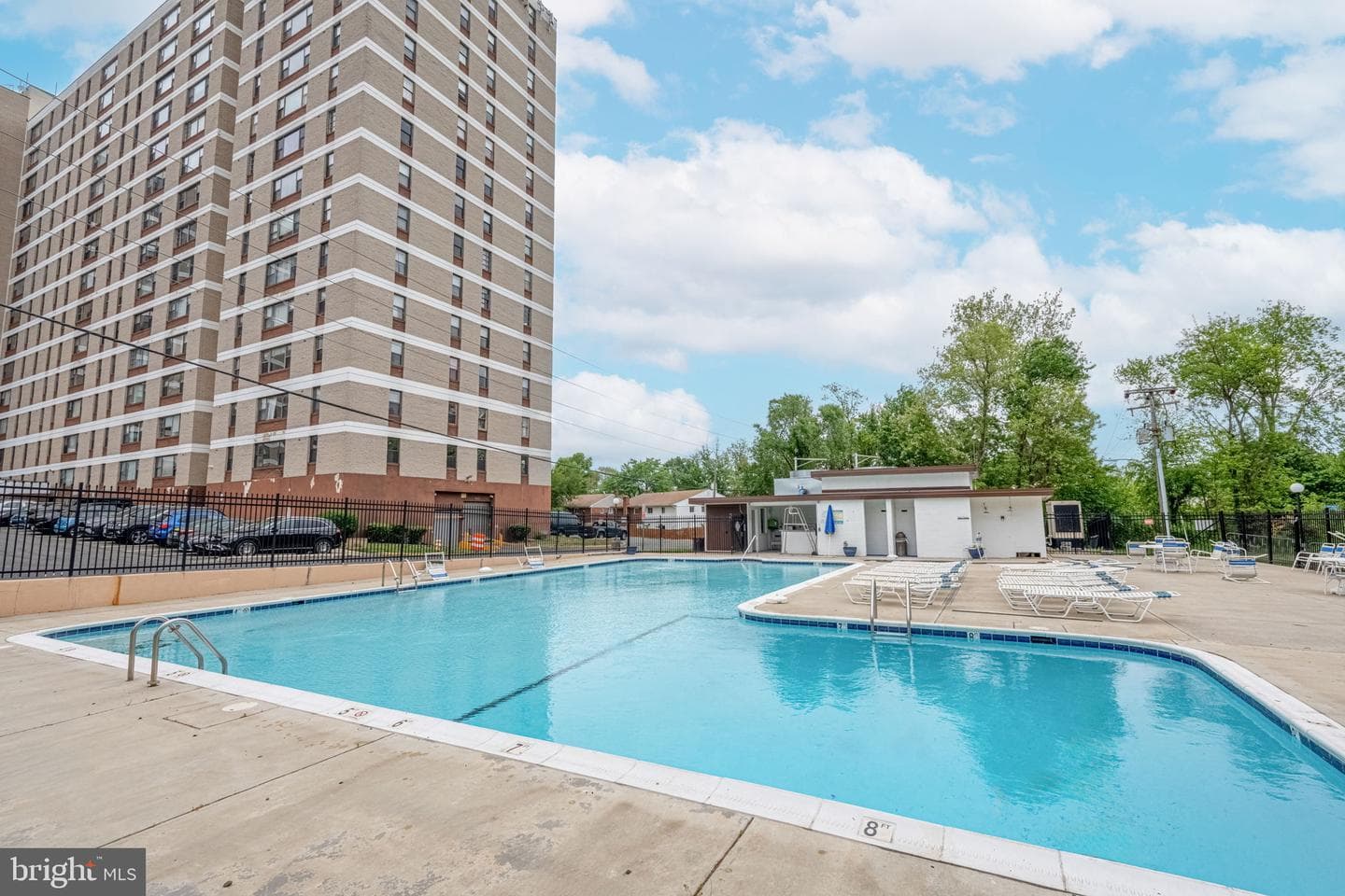 4600 Duke Street #1009 photo 39