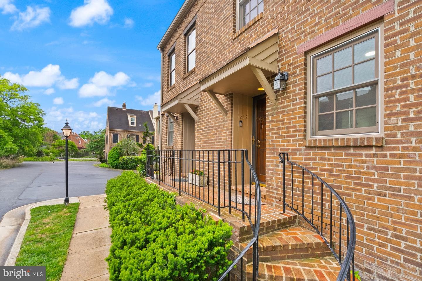 1242 Michigan Court photo 45