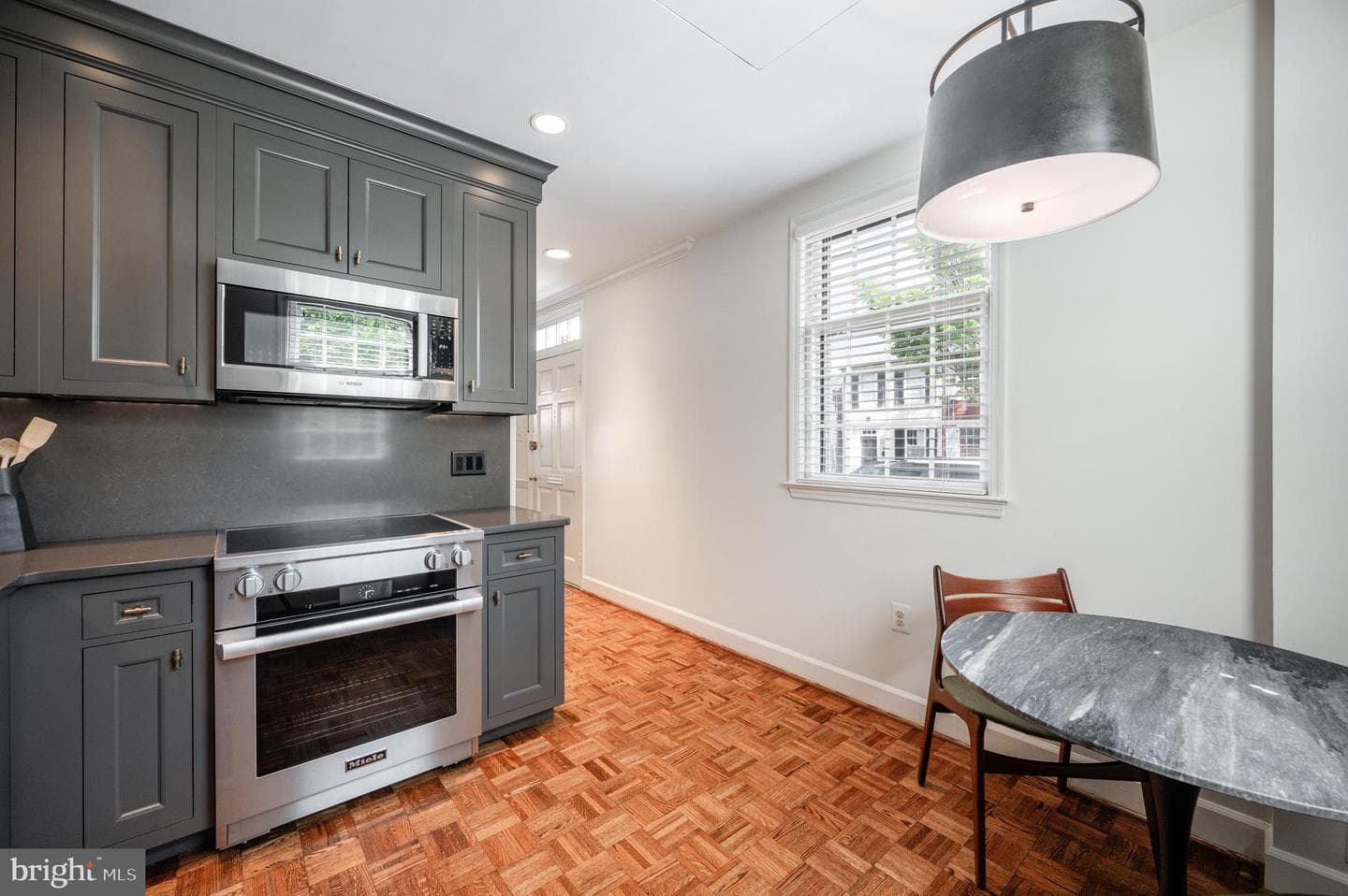 368 N Saint Asaph Street photo 16