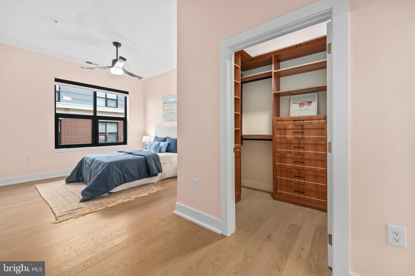 701 Swann Avenue #511 photo 12