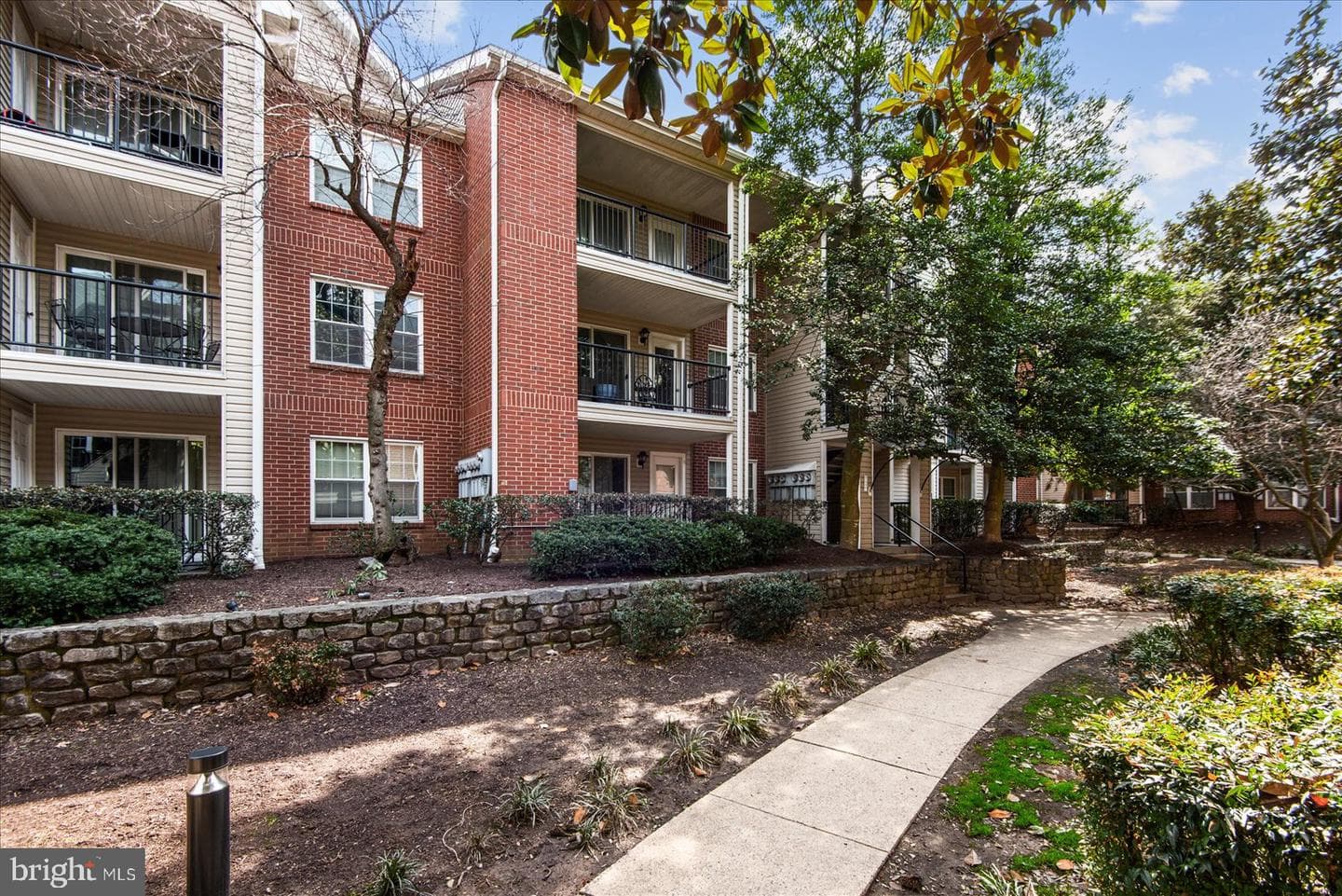 3308 Wyndham Cir # 221 photo 7