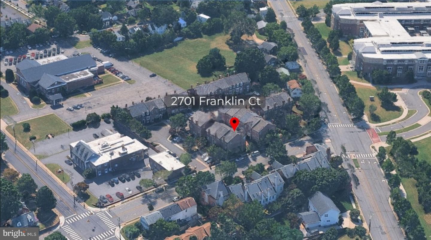 2701 Franklin Court photo 2