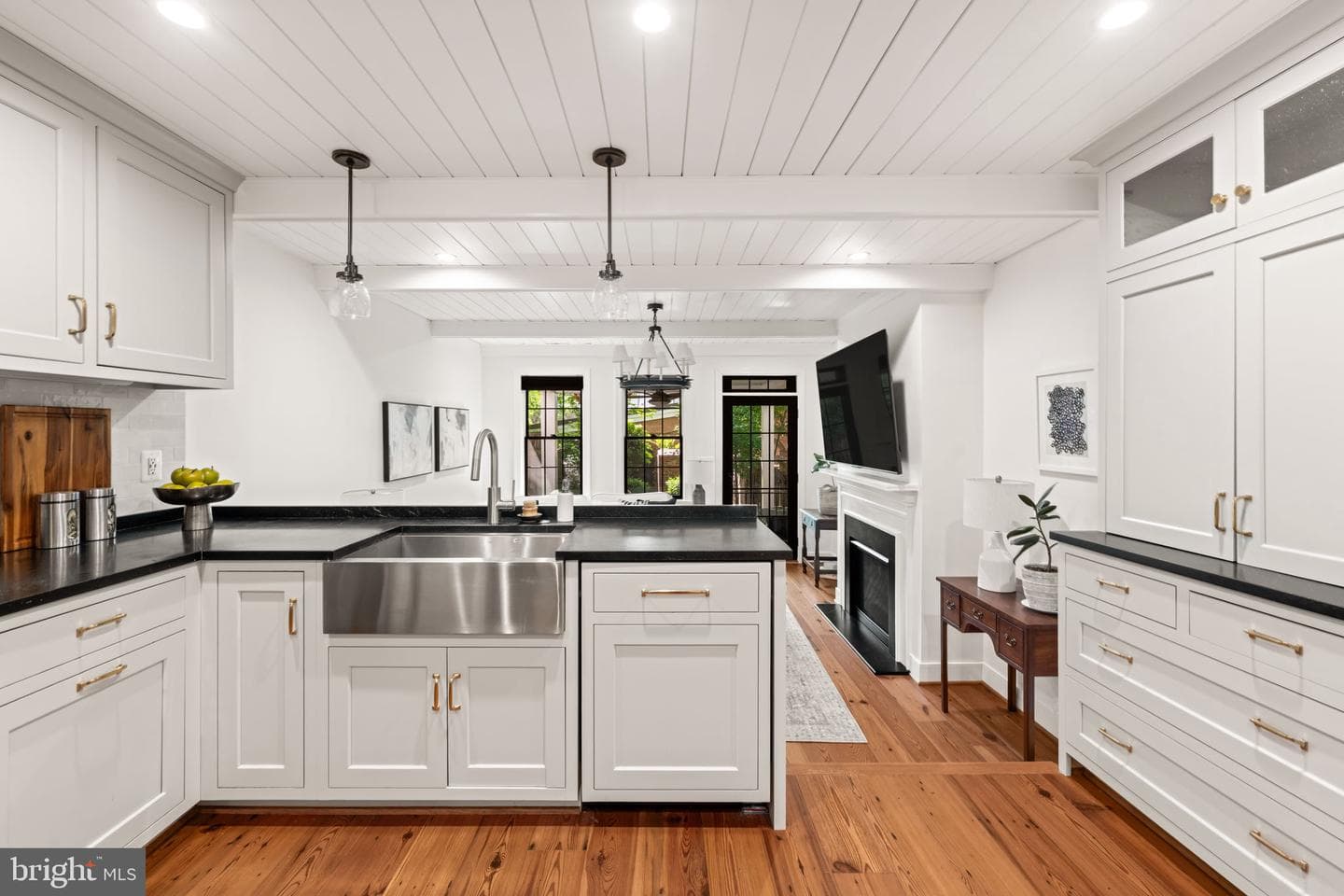 515 S Fairfax Street photo 26