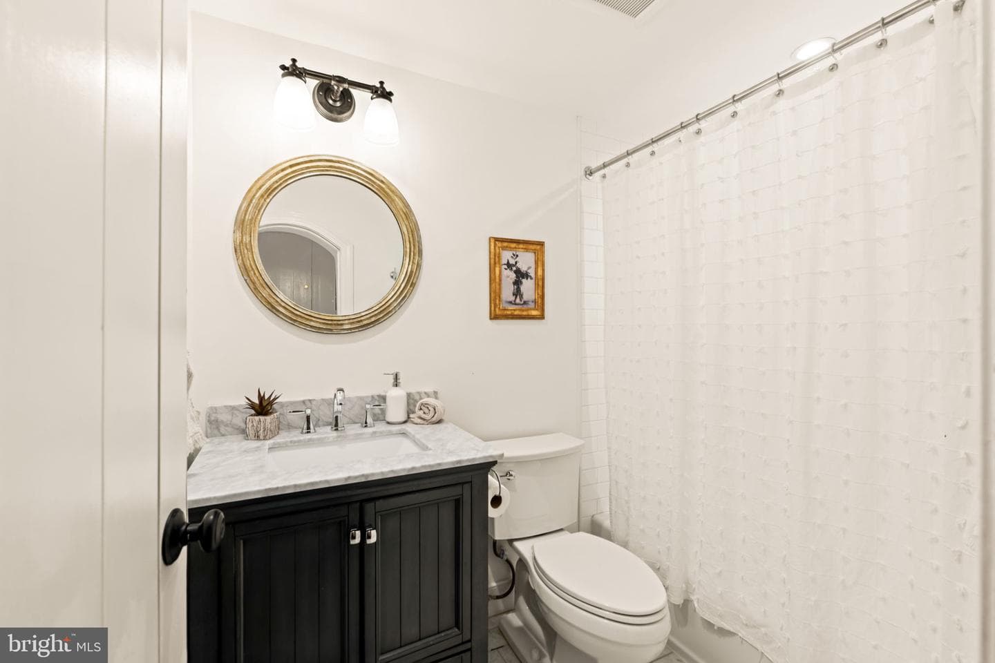 515 S Fairfax Street photo 37