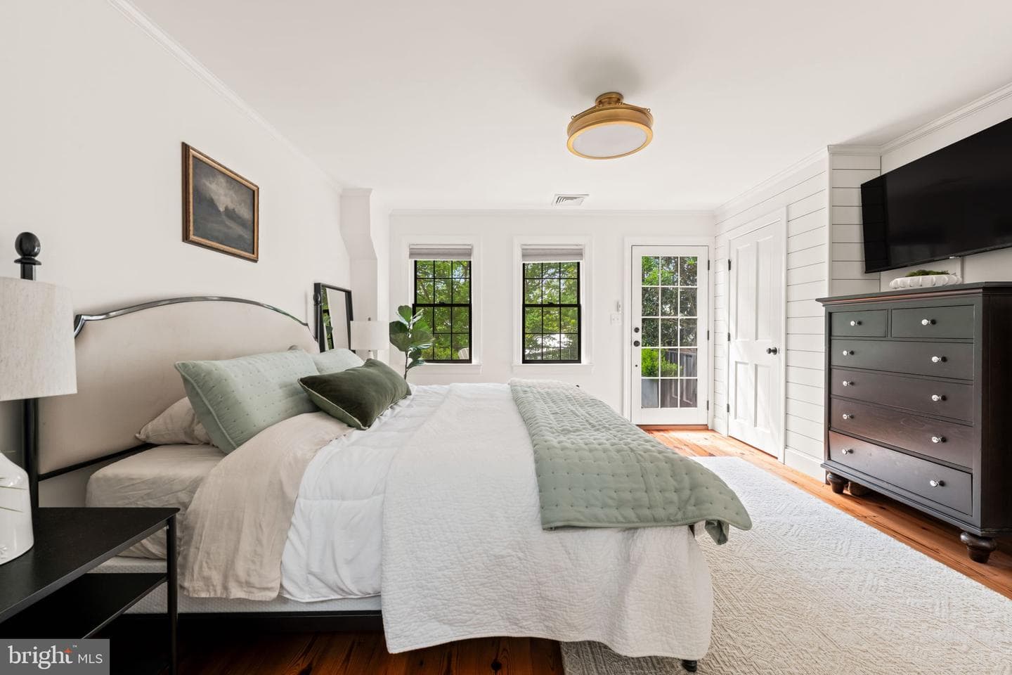 515 S Fairfax Street photo 40