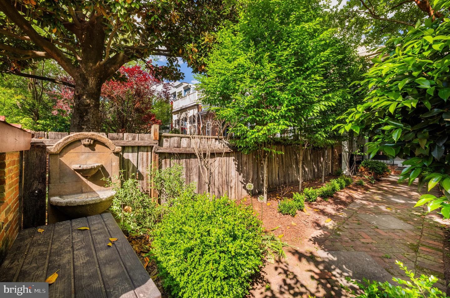 515 S Fairfax Street photo 69