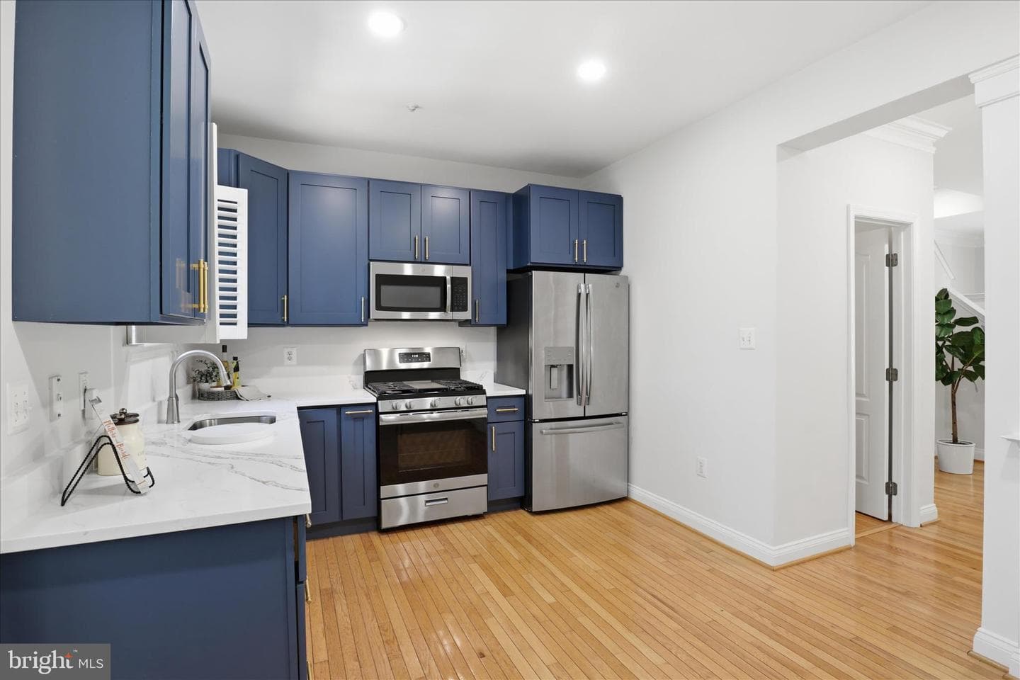 3843 Watkins Mill Drive photo 13