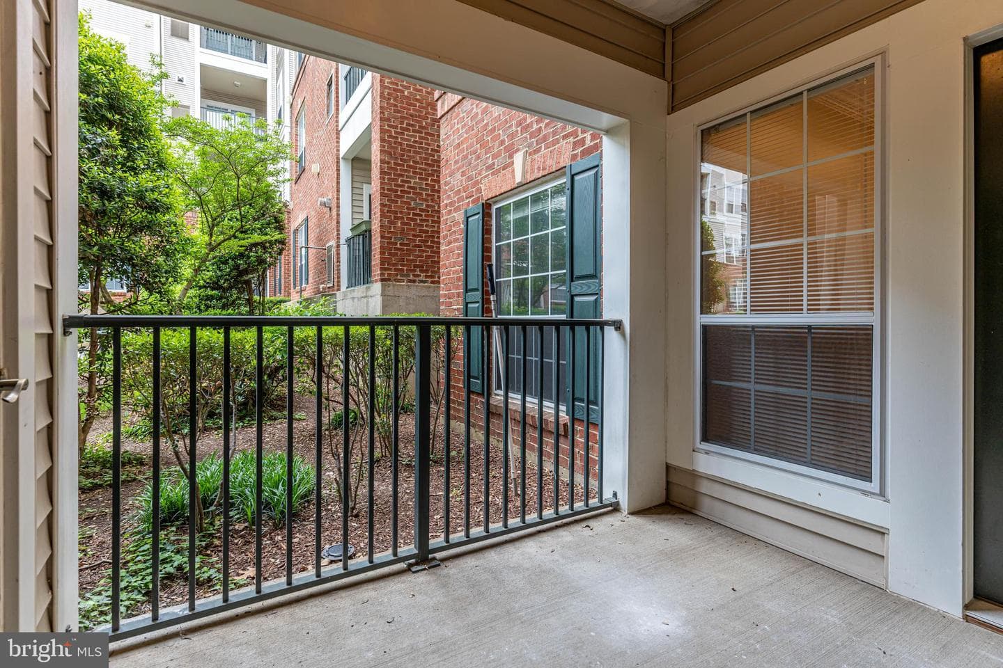 4850 Eisenhower Avenue #115 photo 27