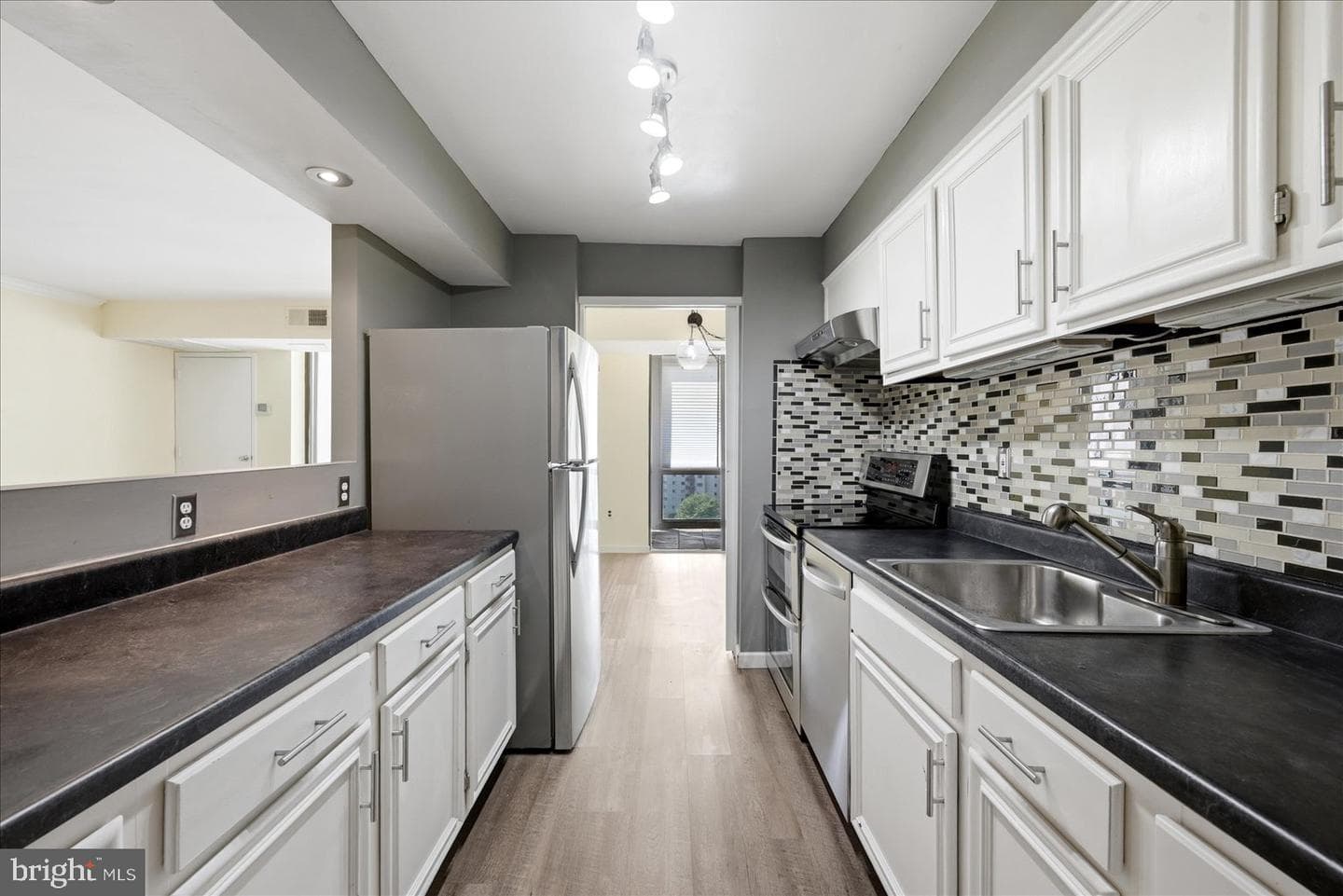5300 Holmes Run Parkway #1418 photo 15