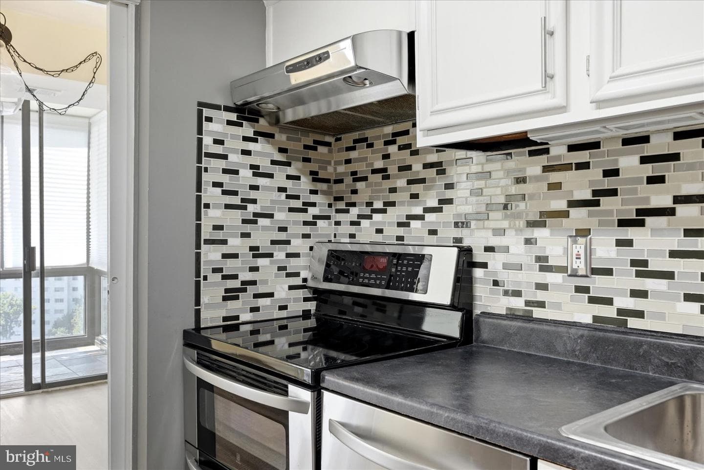 5300 Holmes Run Parkway #1418 photo 16