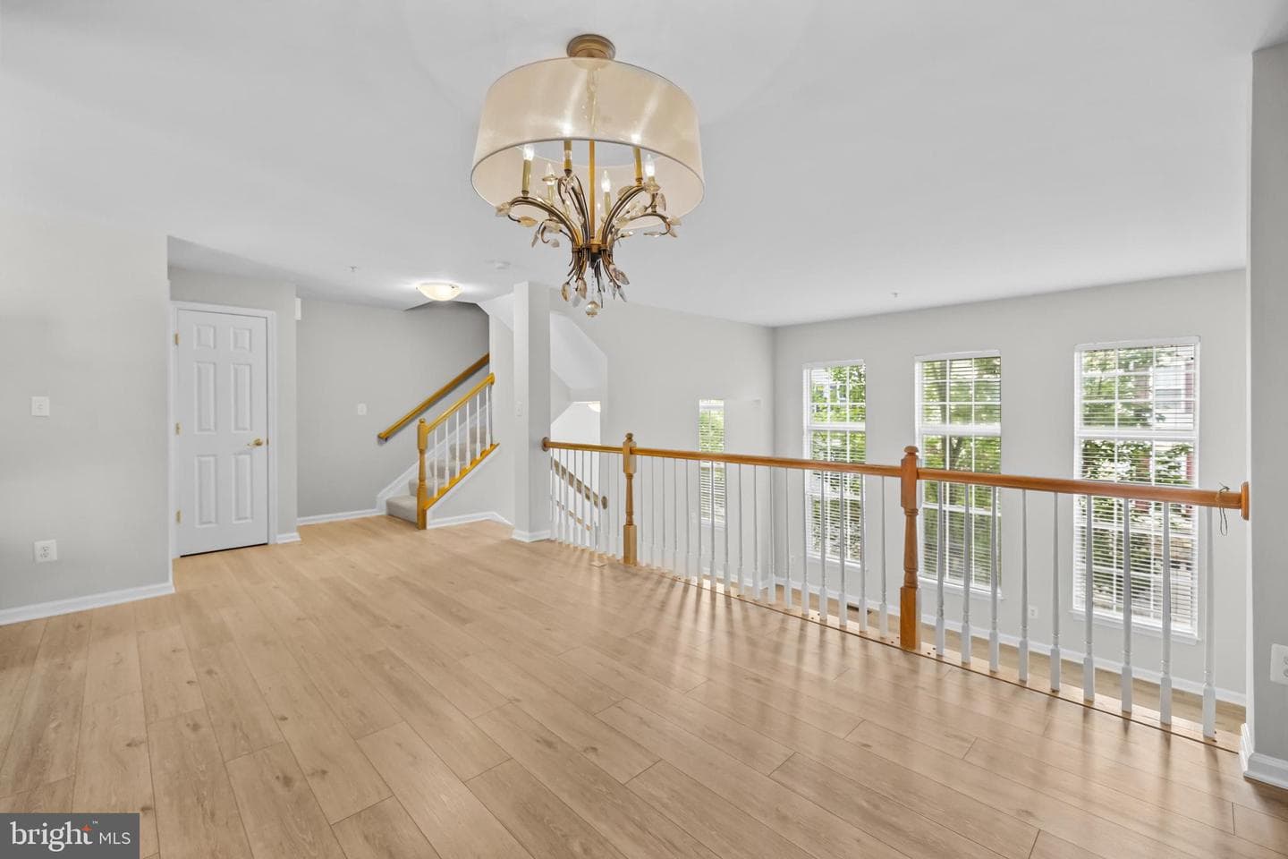 5071 Kilburn Street photo 12