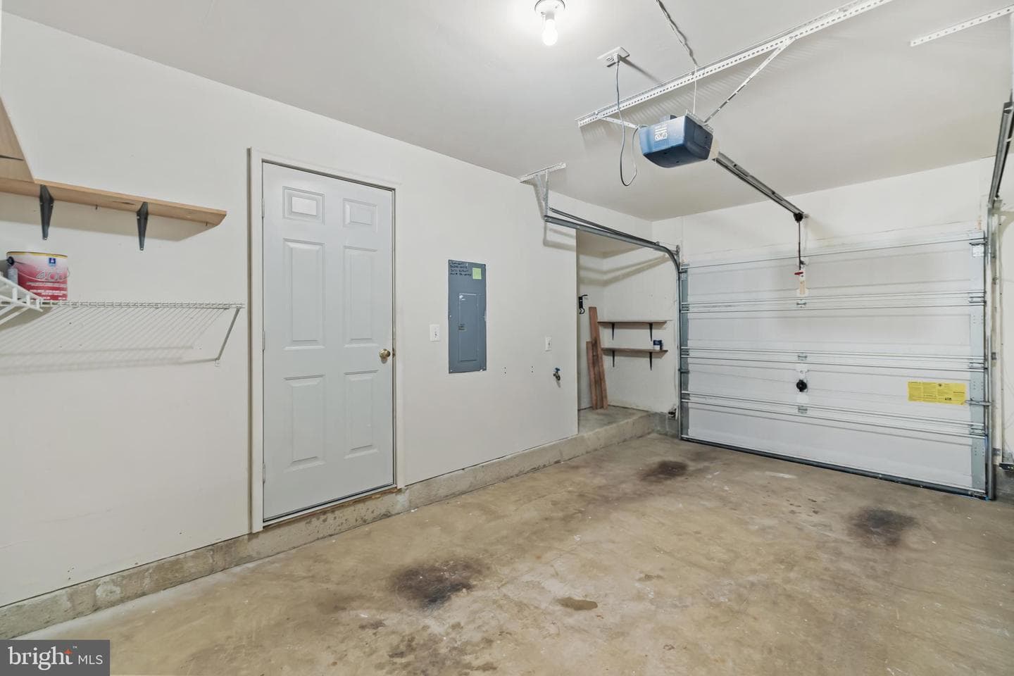 5071 Kilburn Street photo 48