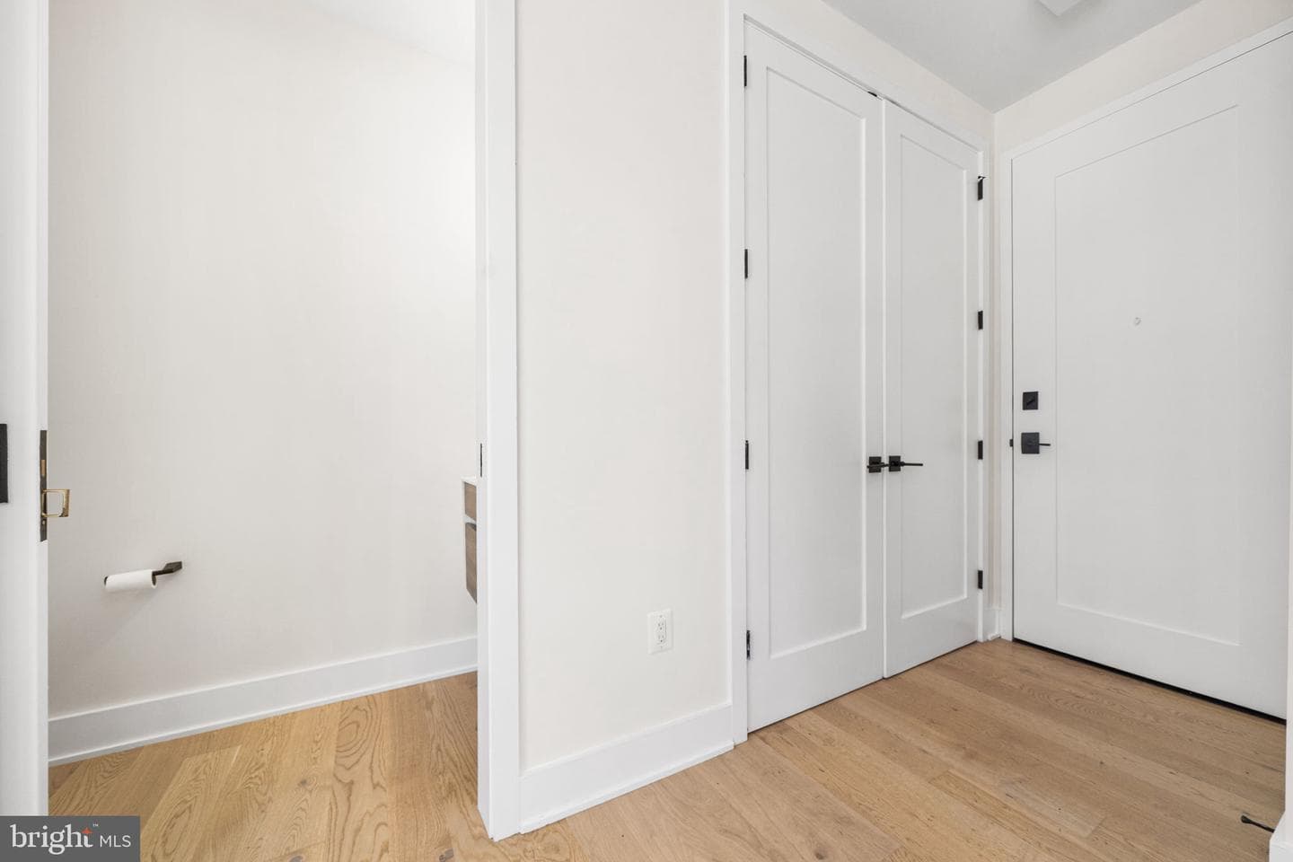 521 N Washington Street #101 photo 3