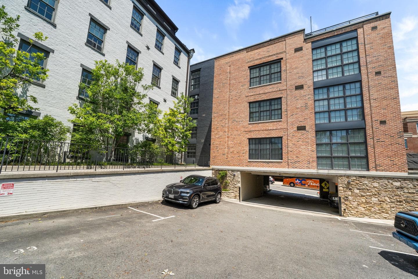 521 N Washington Street #101 photo 33