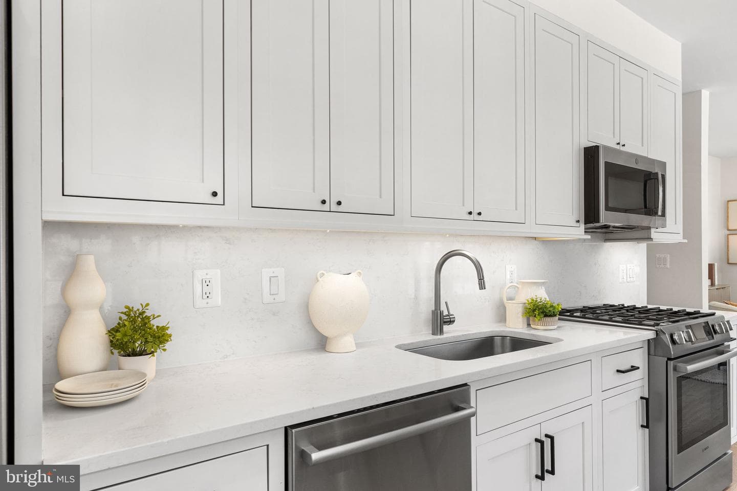 521 N Washington Street #101 photo 8