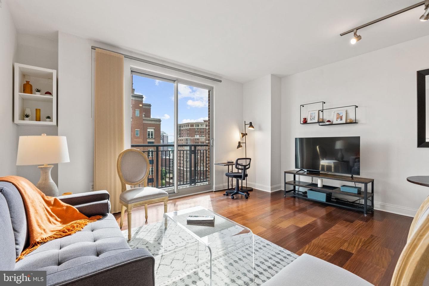 2050 Jamieson Avenue #1310 photo 14