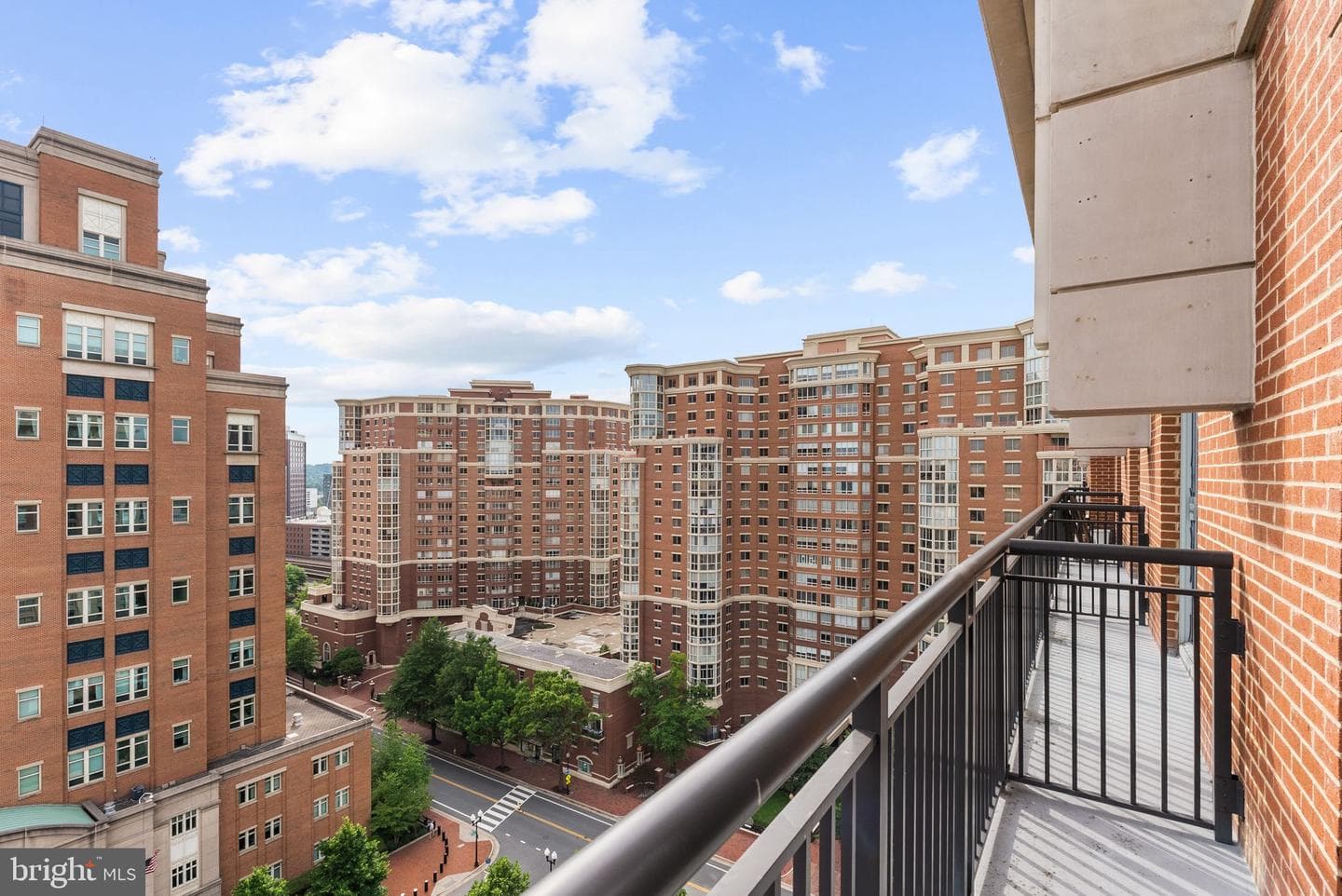 2050 Jamieson Avenue #1310 photo 24