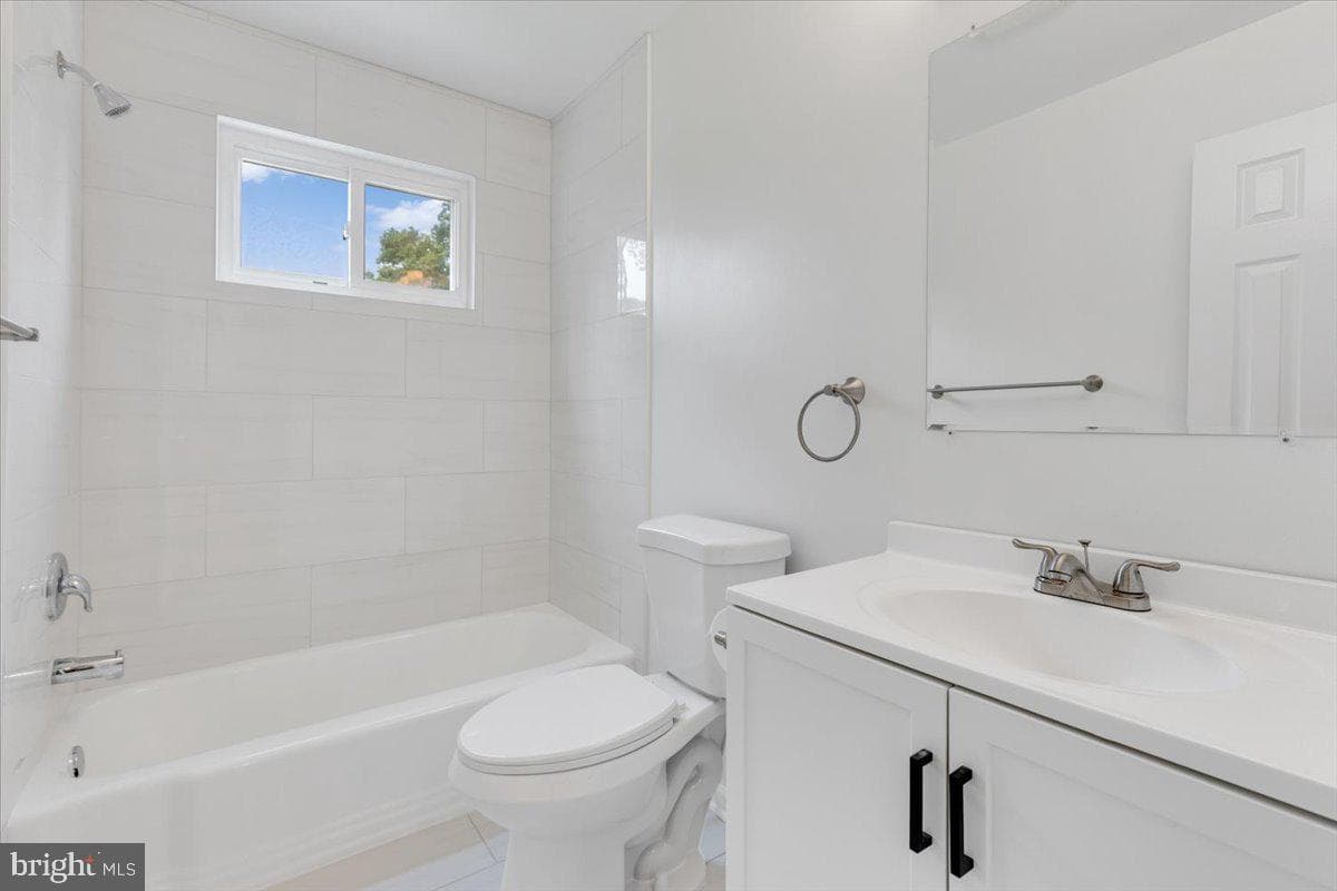 2510 N Shelley Street photo 22