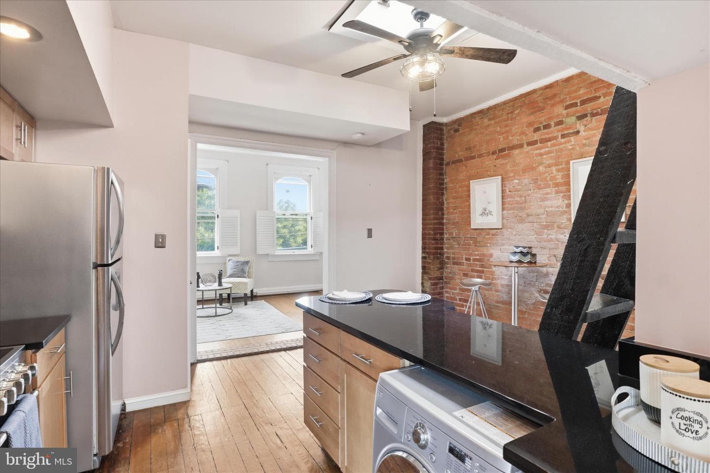 1006 Prince St # 3 photo 6