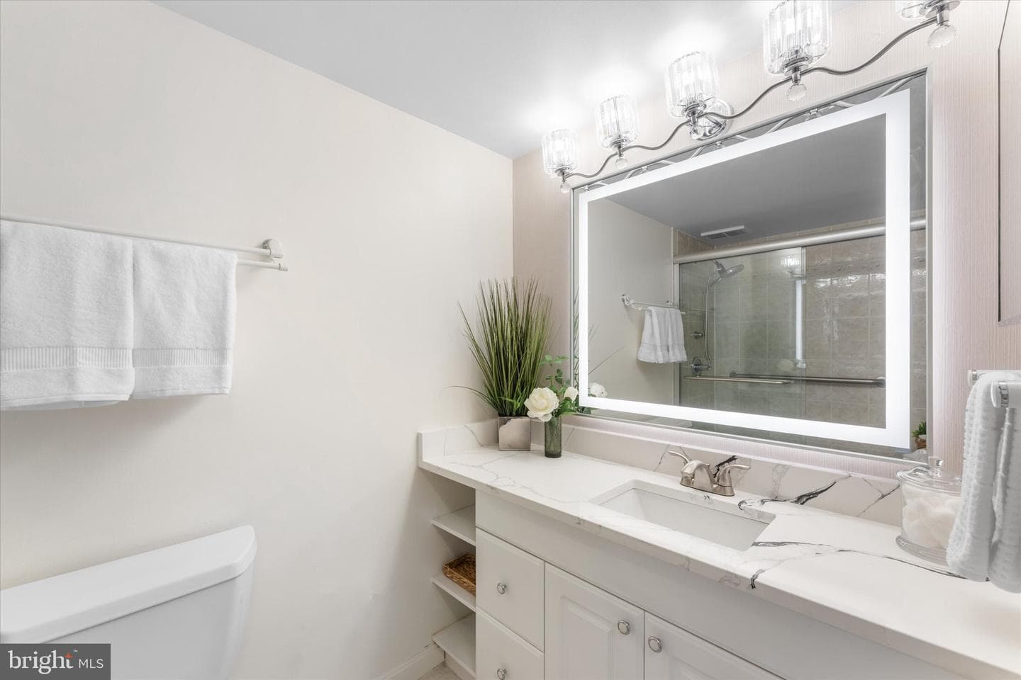 200 N Pickett Street #1614 photo 14