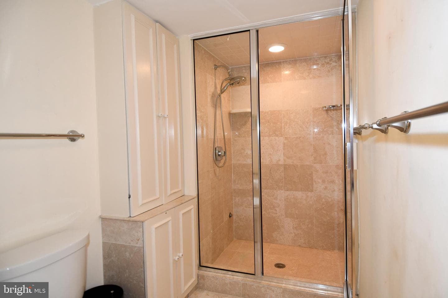 1250 S Washington Street #121 photo 16