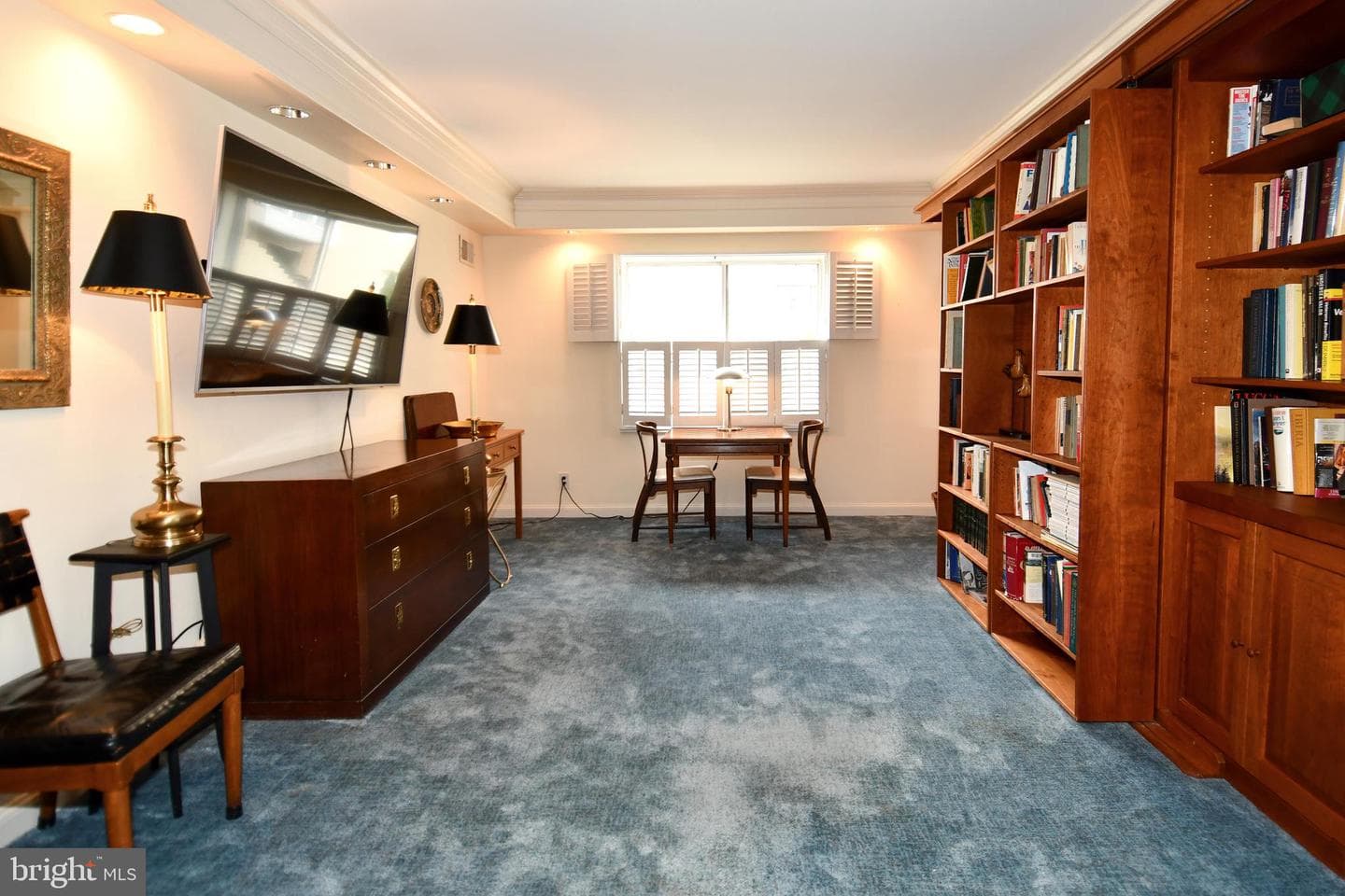 1250 S Washington Street #121 photo 18