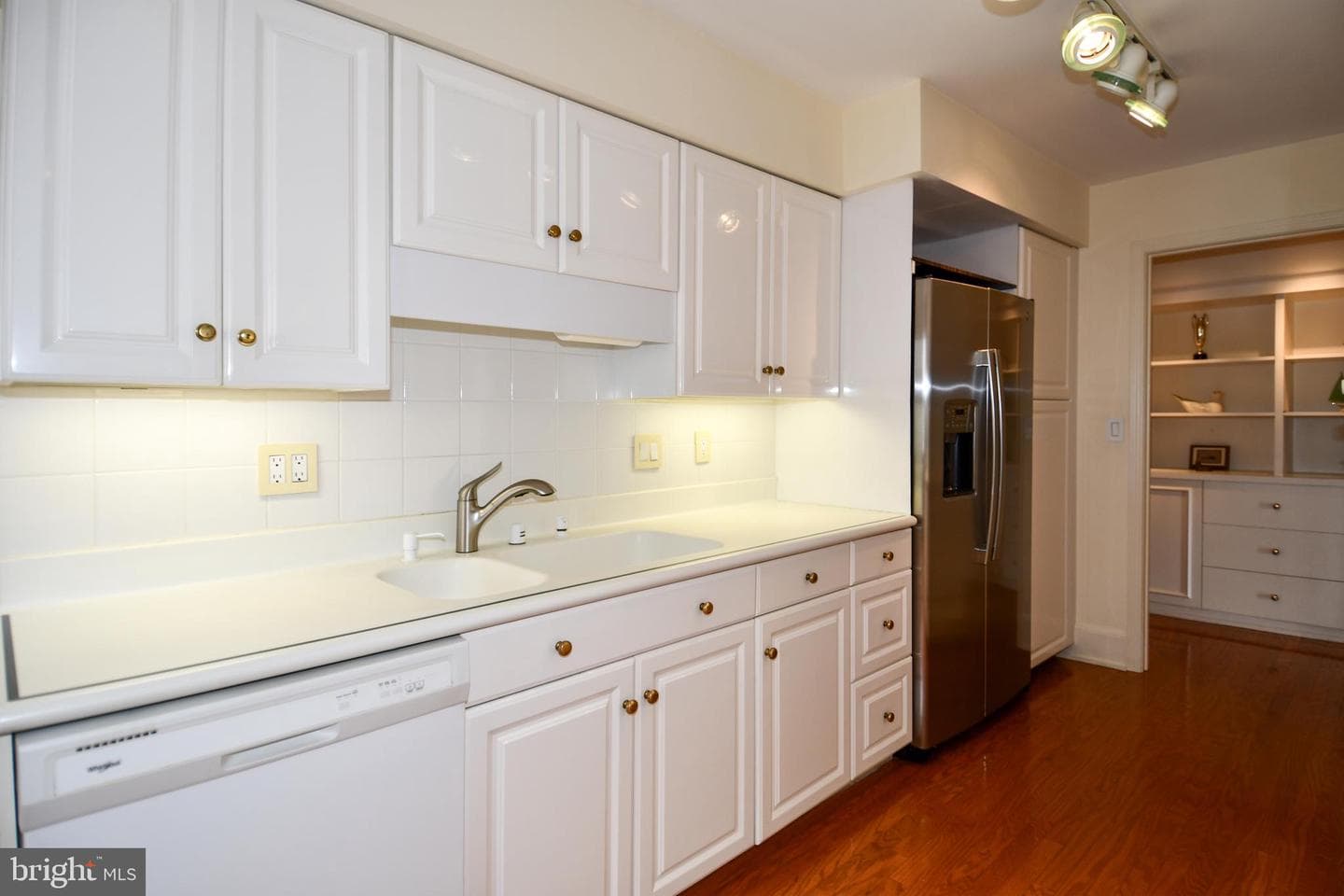 1250 S Washington Street #121 photo 8
