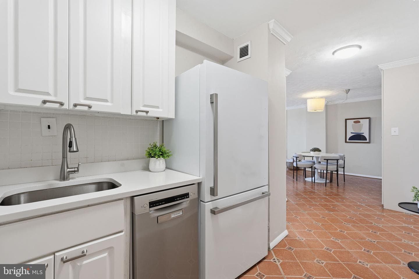 801 N Pitt Street #706 photo 8