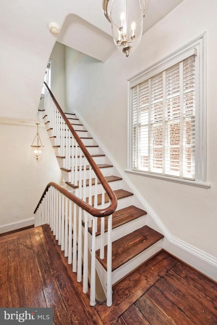 210 S Pitt Street photo 18