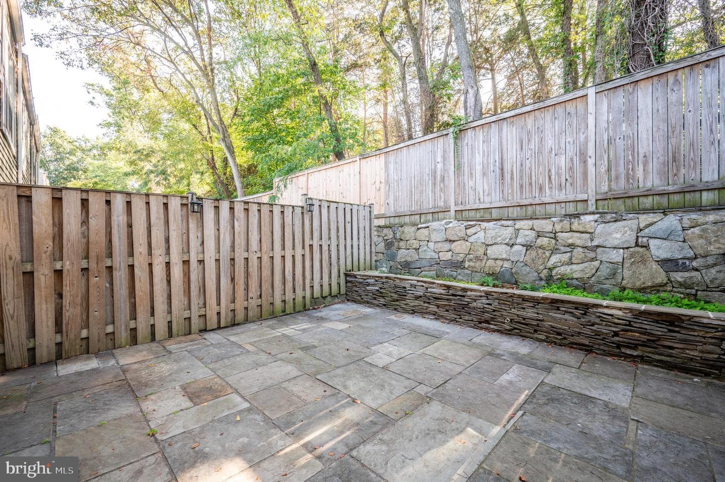 122 Sanborn Place photo 26