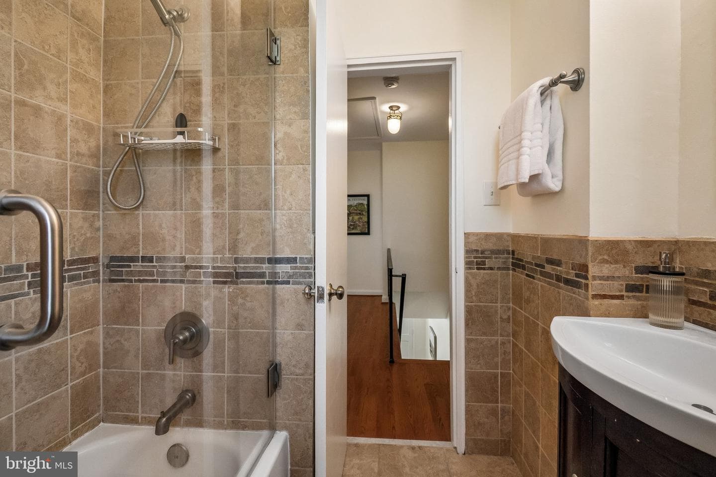 3812 Jason Avenue photo 21