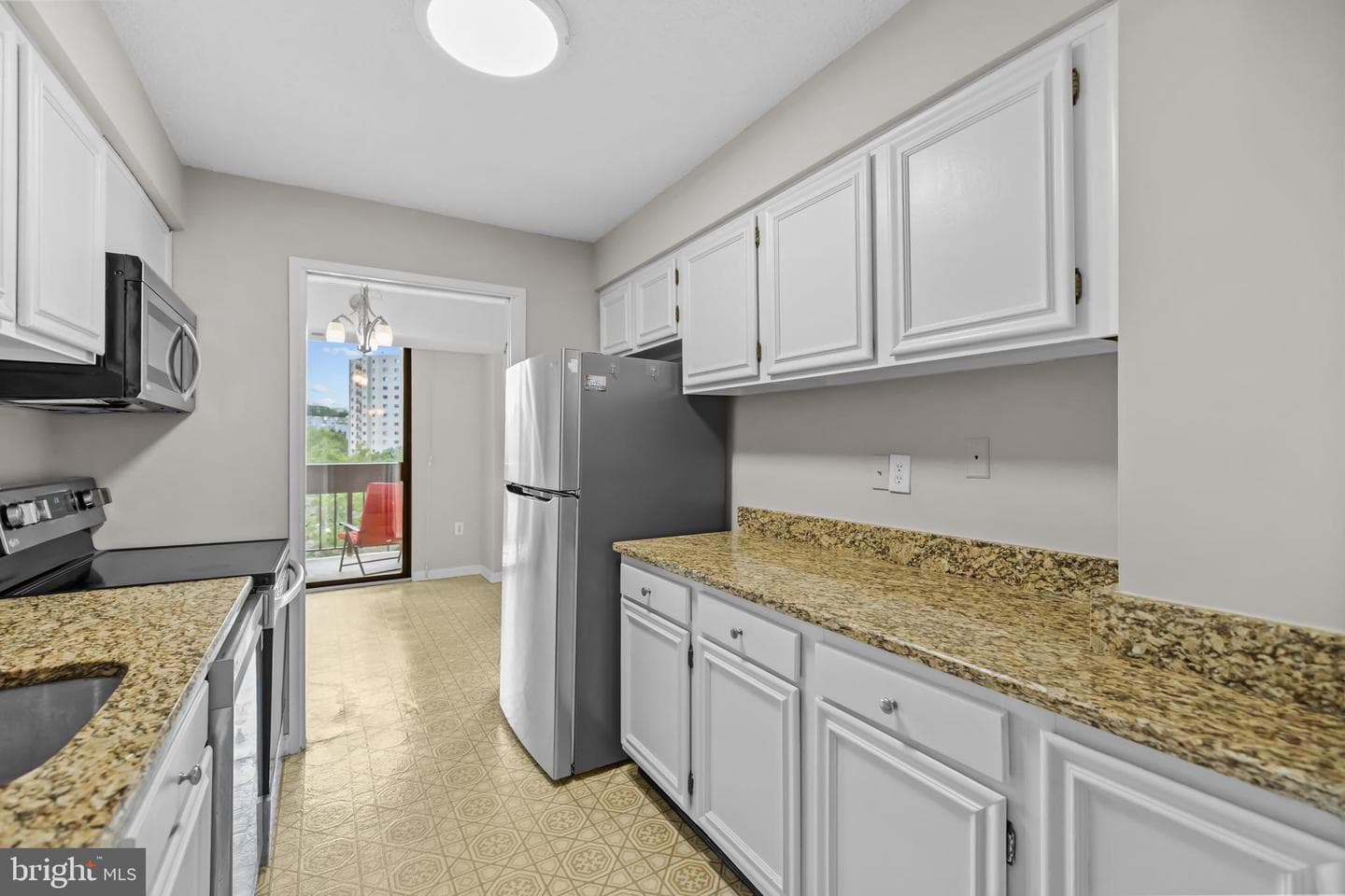 5300 Holmes Run Pkwy # 815 photo 15