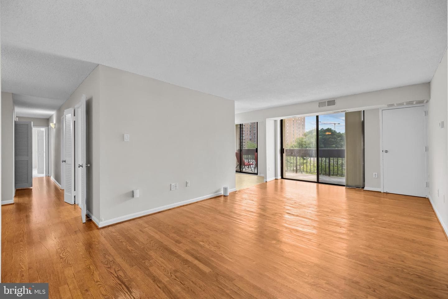 5300 Holmes Run Pkwy # 815 photo 5