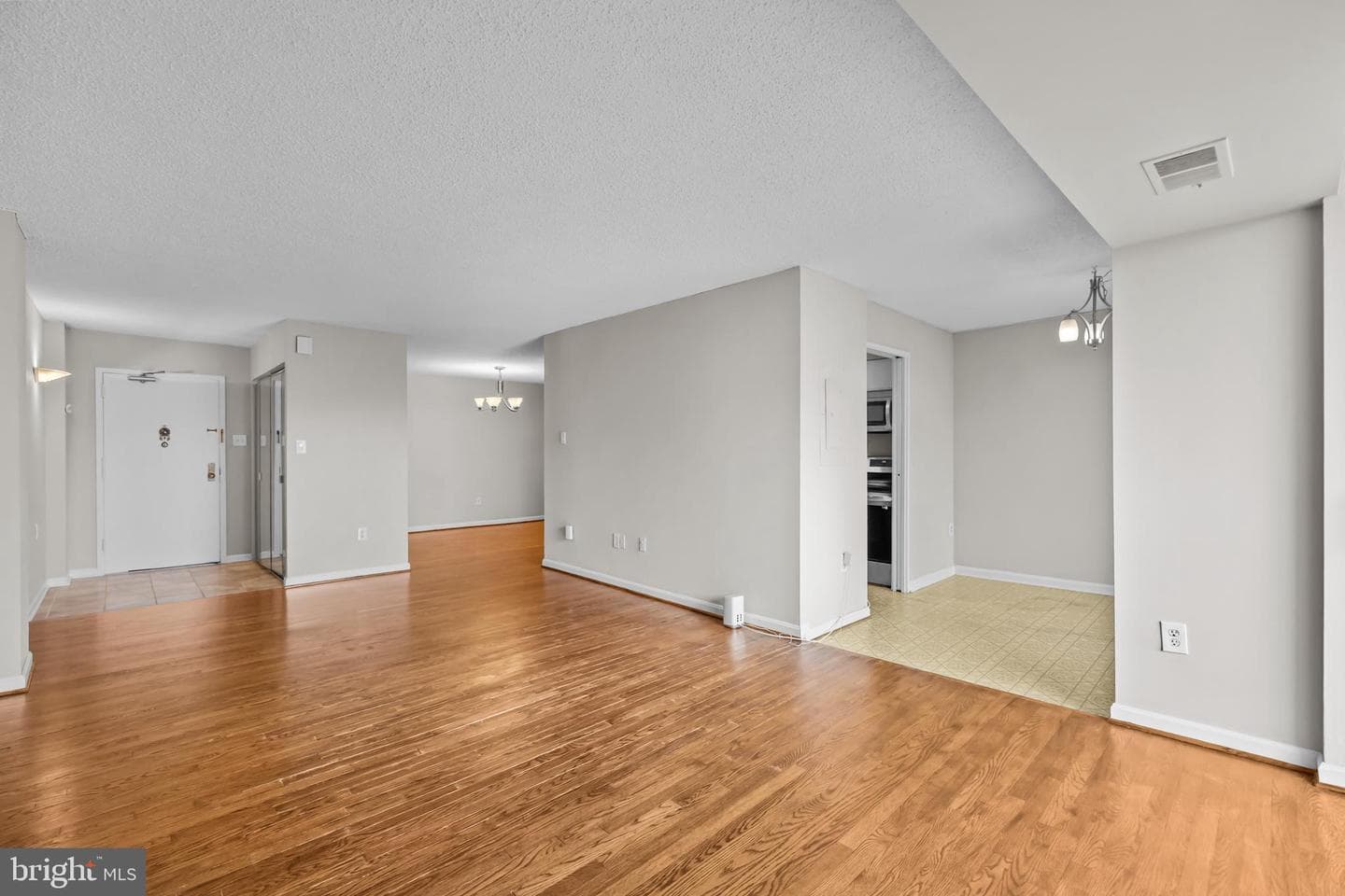 5300 Holmes Run Pkwy # 815 photo 6