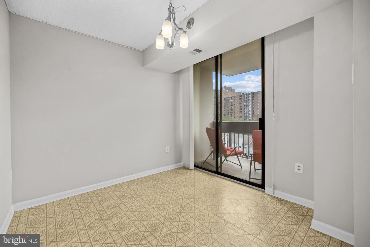 5300 Holmes Run Pkwy # 815 photo 8