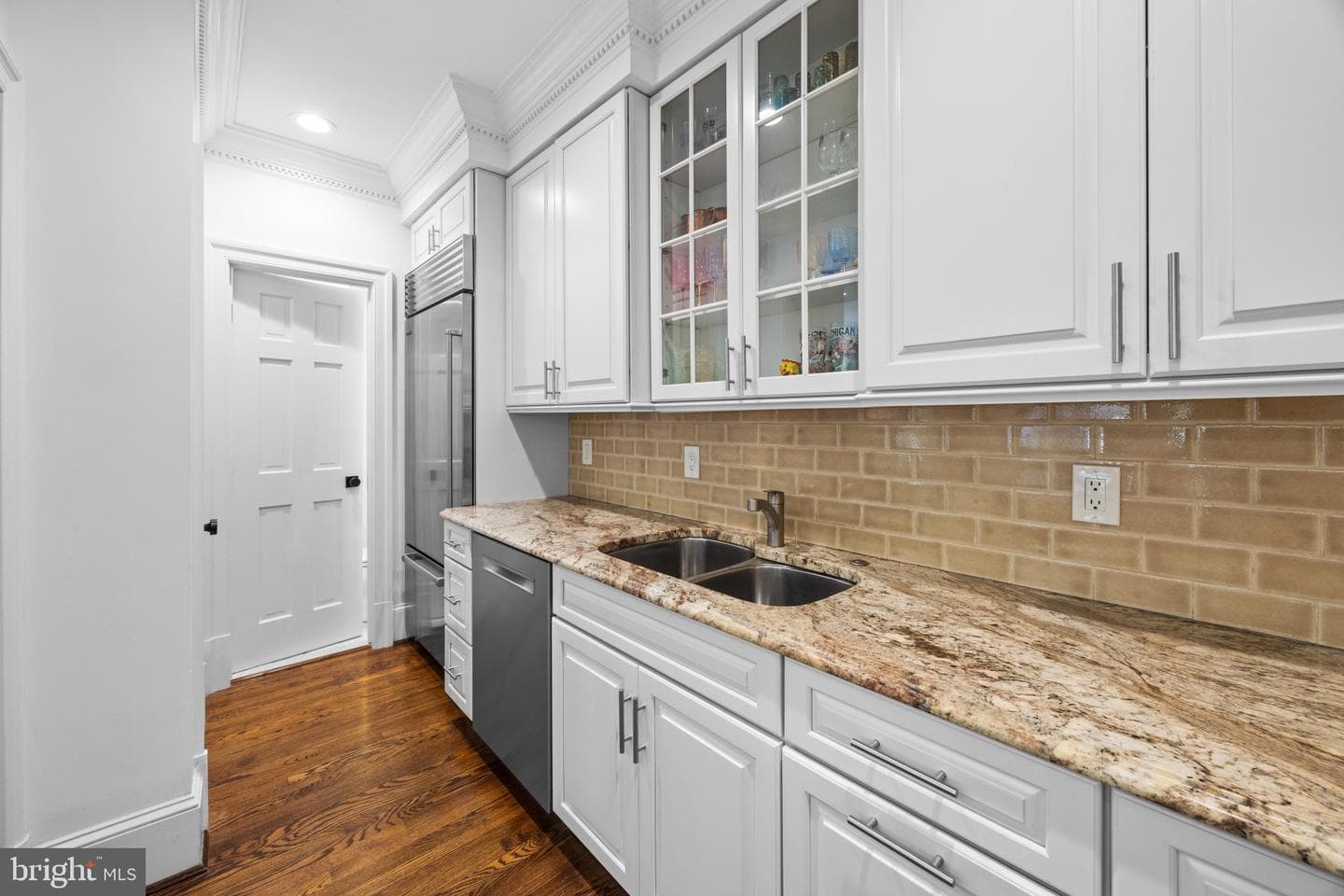 68 Wolfe Street photo 21