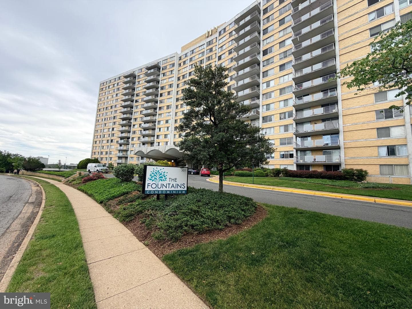 301 N Beauregard Street #1202