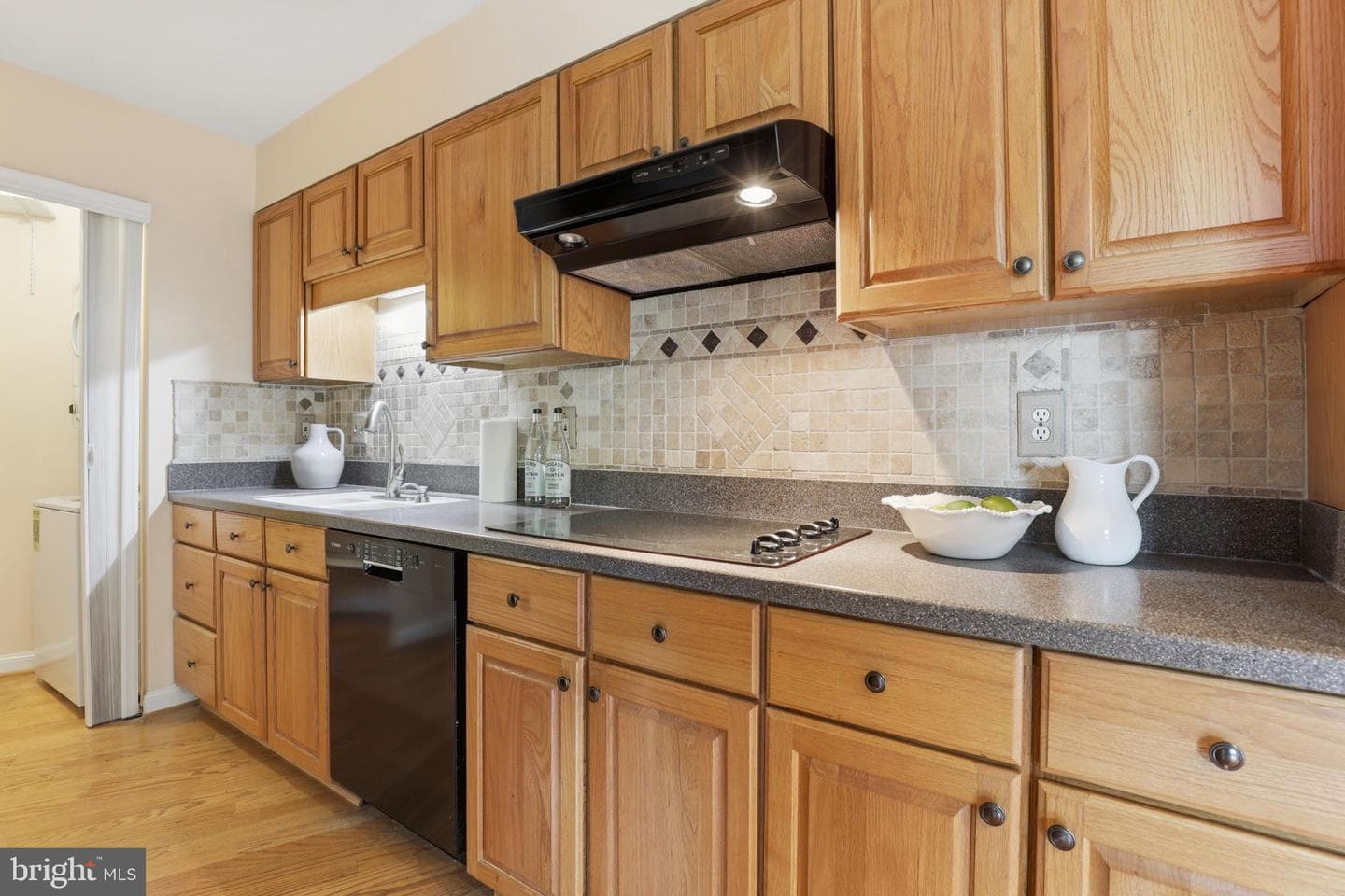 1250 S Washington Street #120 photo 11