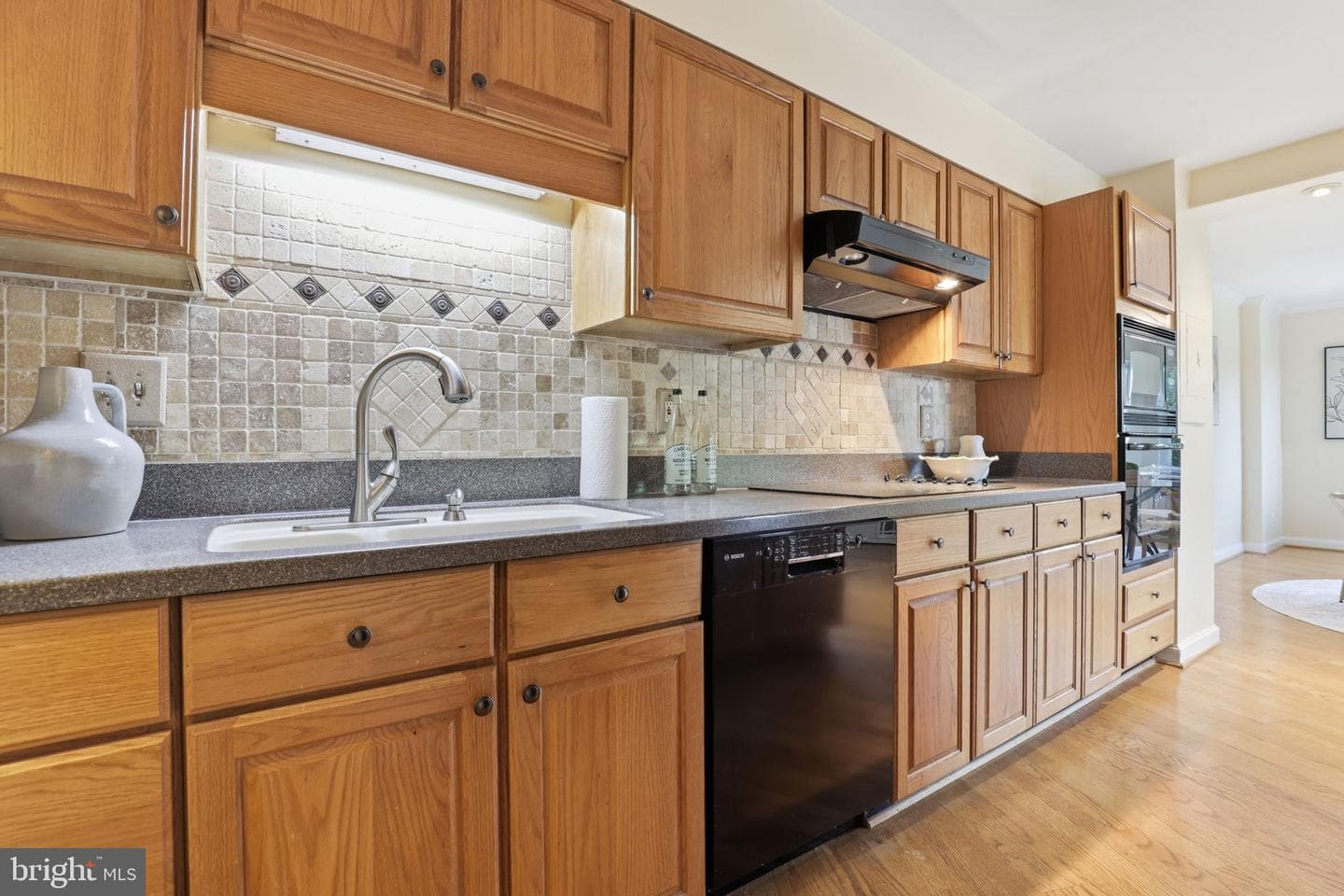 1250 S Washington Street #120 photo 13