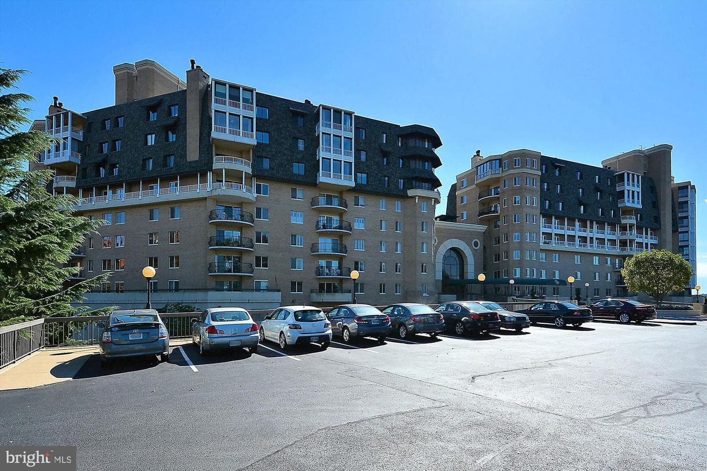 1250 S Washington Street #120 photo 36