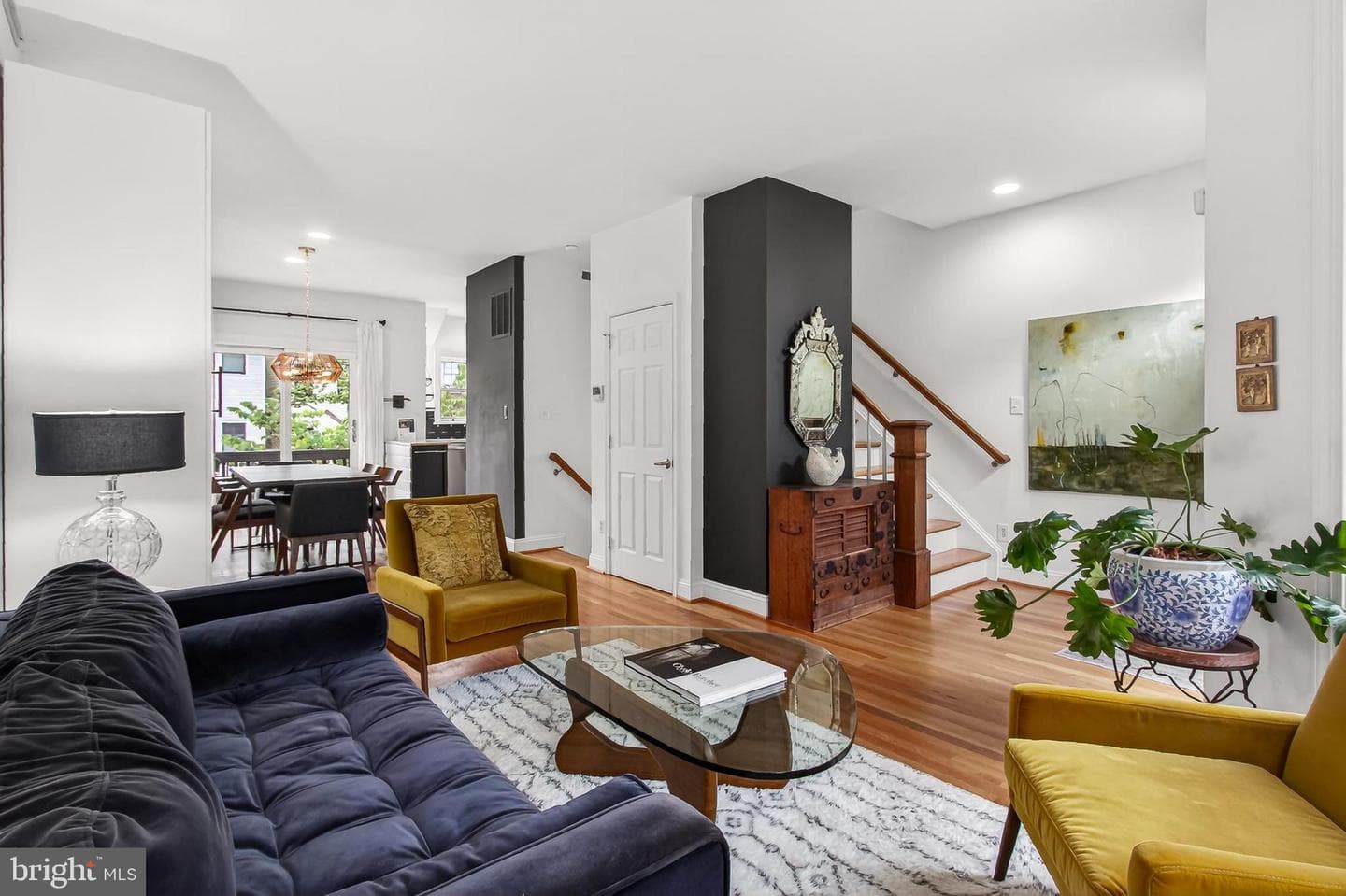 902 Oronoco Street photo 10