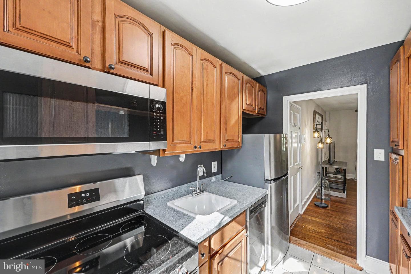 3405 Commonwealth Ave # B photo 7